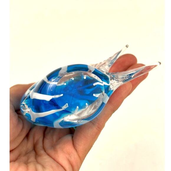 Handblown Art Glass Angelfish Paperweight – Blue & White Striped Figurine - Picture 6 of 16
